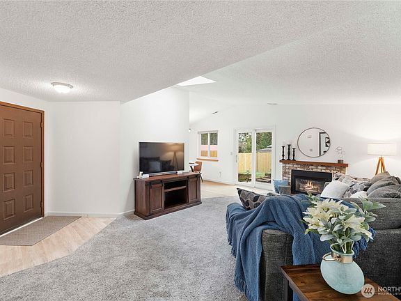 3rd image of 5230 S 297th Place