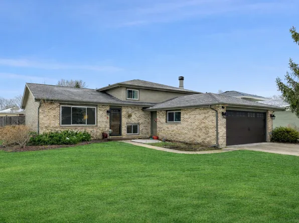 3966 N Galena Ave, Arlington Heights, IL 60004