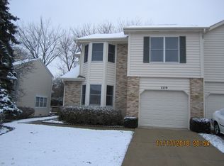 1119 Dickens Ave, Naperville, IL 60563