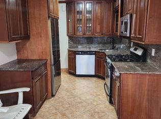 7133 Caldwell Ave #2, Maspeth, NY 11378