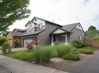 2496 Baines Blvd, Hubbard, OR