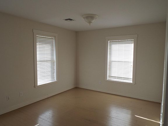 4th image of 605 S Washington St Unit A