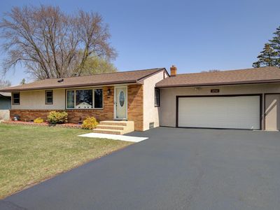 2714 Galtier St, Roseville, MN, 55113