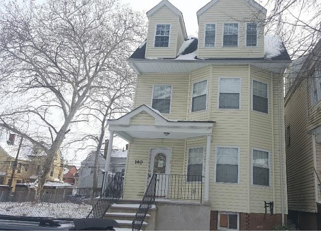 1st image of 140 N 15th St