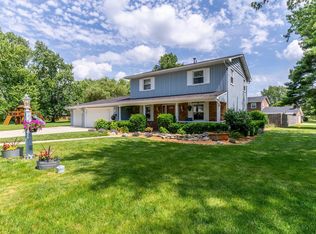 1353 Fawn Dr, Fort Wayne, IN 46804