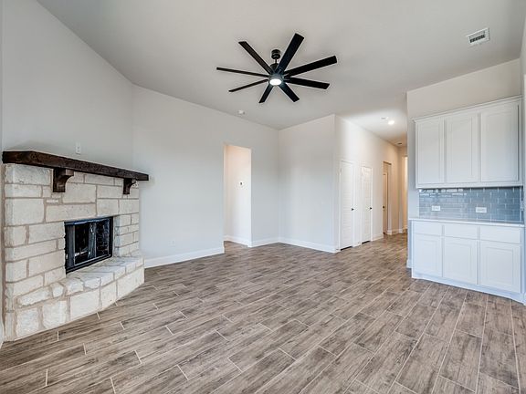 4th image of 7013 Lilly Ln