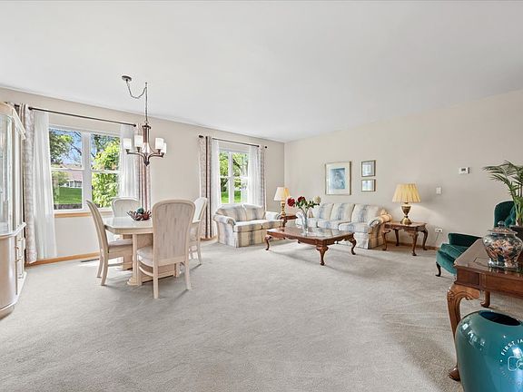 4th image of 20931 W Spruce Ln #20931
