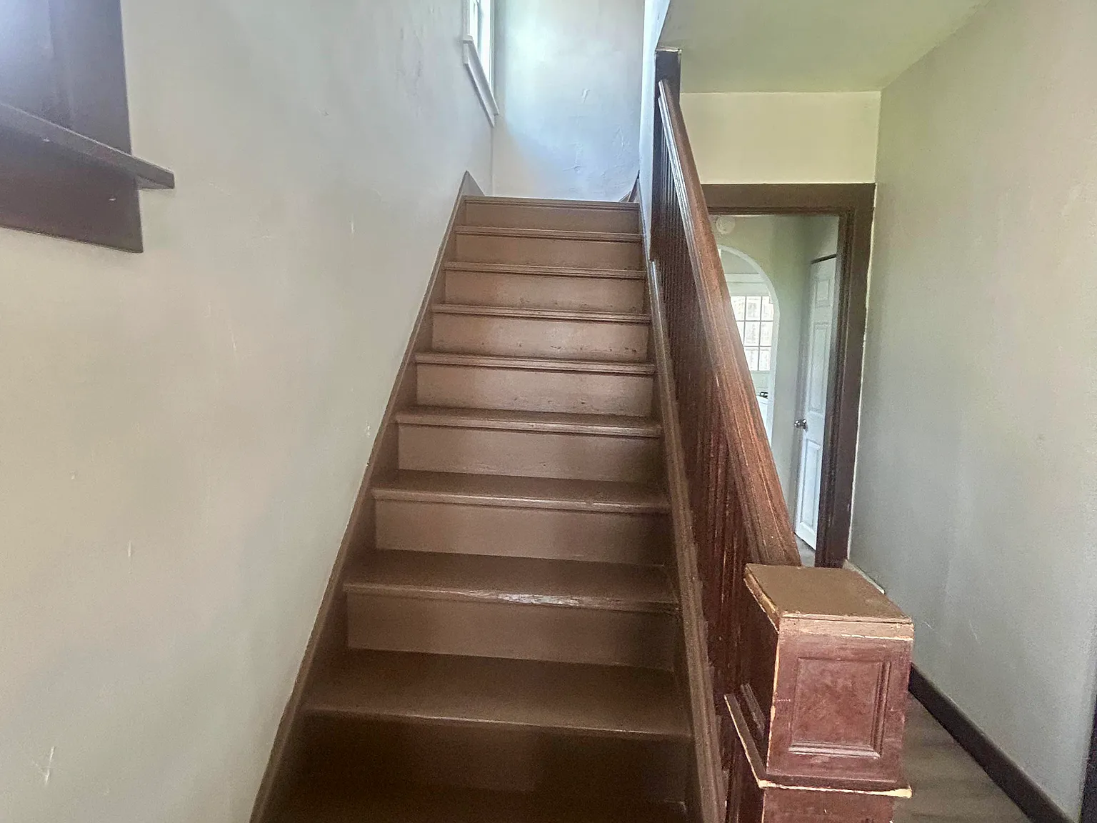 3 bed, $1,490 — Photo 2