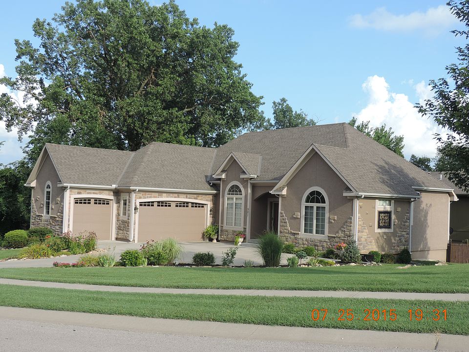 1st image of 501 Broadmoor Cv