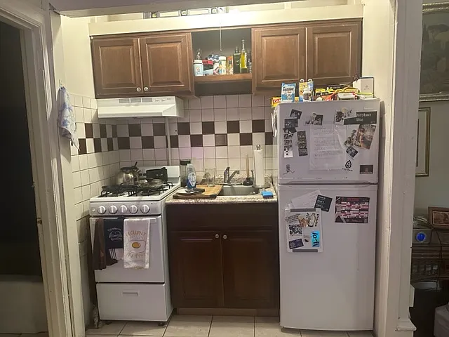 2206 Walnut St #2R — Photo 8