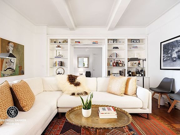 3rd image of 201 W 89th St APT 9E