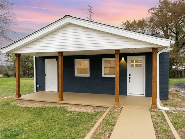 504 Idol St, Madison, NC 27025