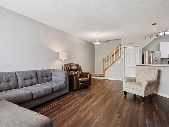 5th image of 15089 Dunwood Trl #102