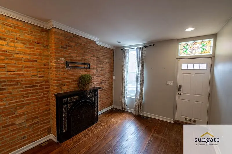 2 bed, 2.5 bath, 1200 sqft, $2,350 — Photo 4