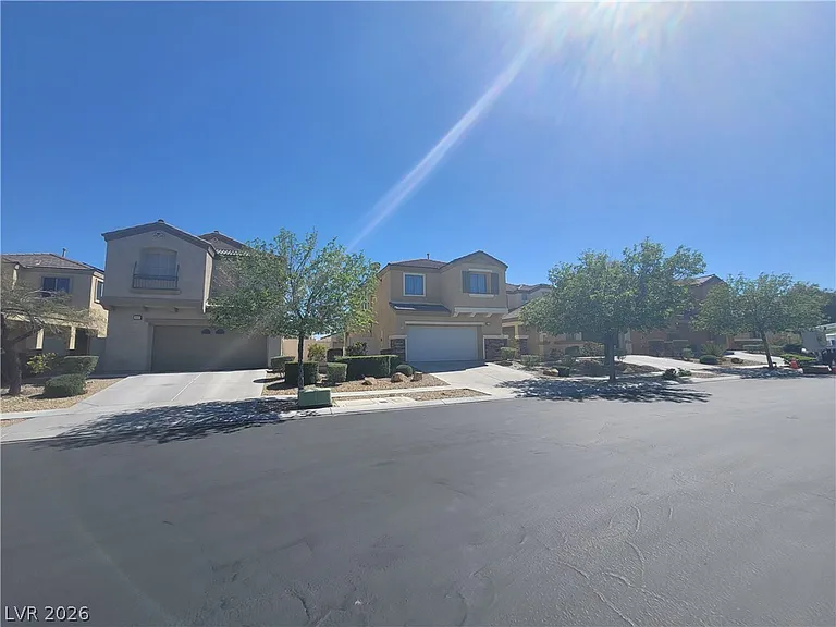 3665 Remington Grove Ave — Photo 2