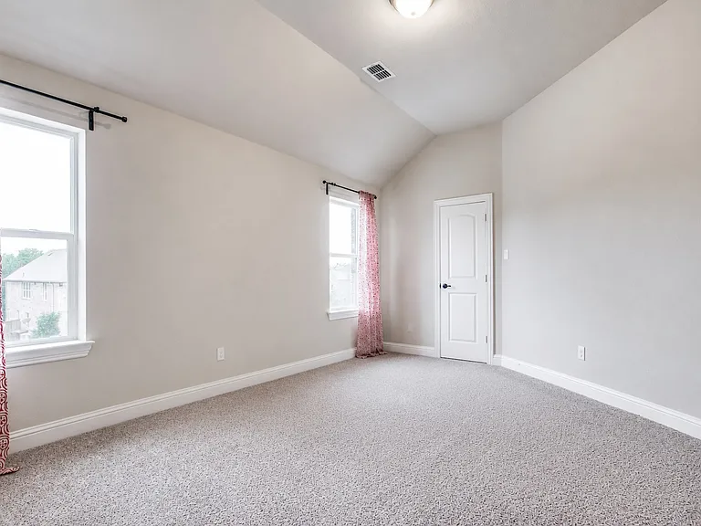 10404 Bartlett Dr — Photo 27
