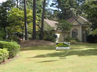 11 Portage Ln, Sharpsburg, GA 30277