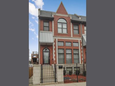 4063 S Oakland Crescent St, CHICAGO, IL, 60653