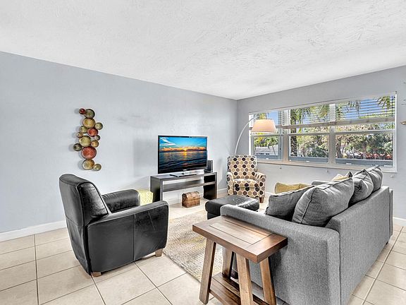 5th image of 6200 NE 22nd Way #206
