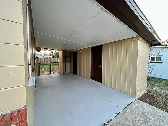 2nd image of 7021 Baywood Dr