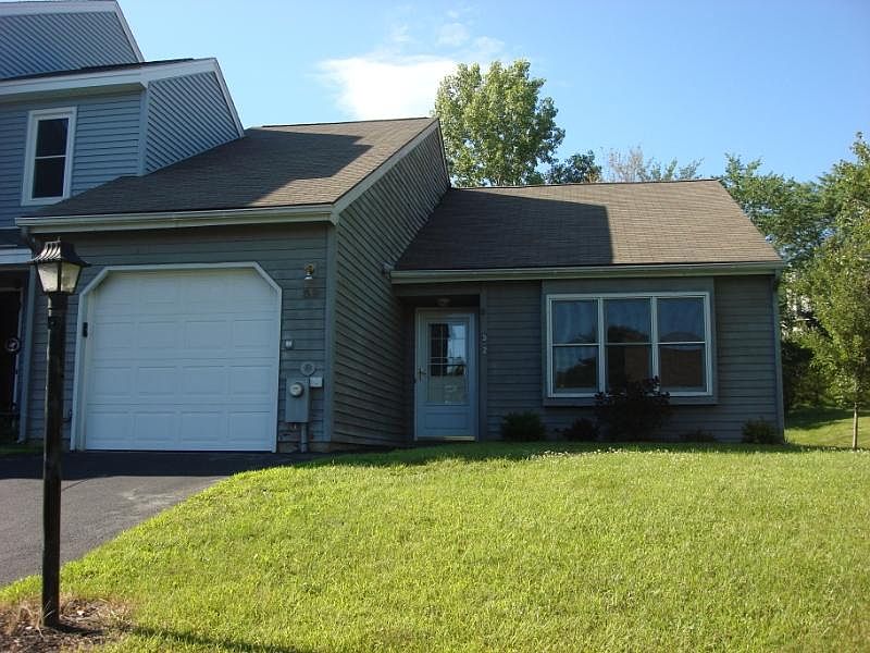 1st image of 32 Westchester Dr