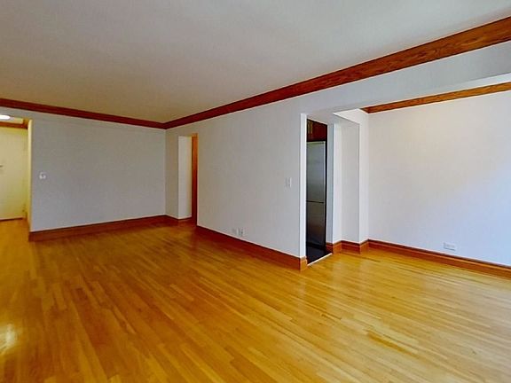 2nd image of 305 W 13th St APT 4L
