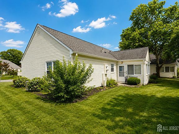2nd image of 457 Roxbury Ln #A