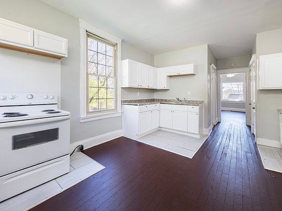 4th image of 3947 Cass Ave #1