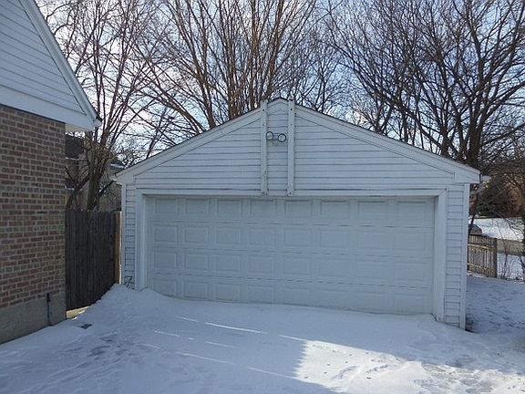 4th image of 828 N Justina St