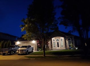 932 Saint Andrews Way, Eagle Pt, OR 97524