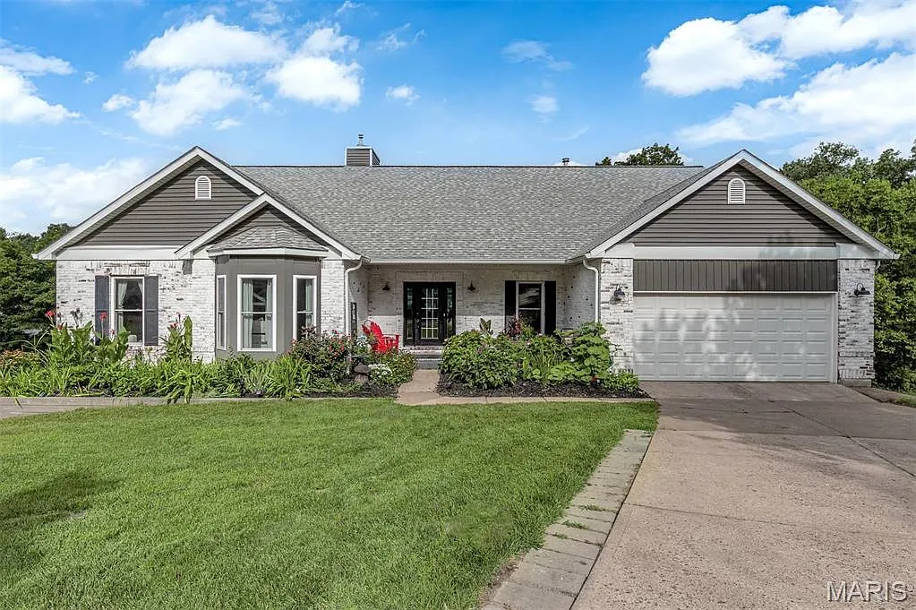 215 Cobblefield Ct photo 1