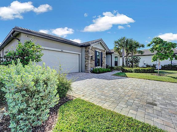 2nd image of 4522 Magnolia Way