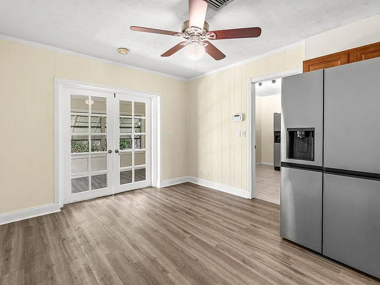 640 Jaeger Dr — Photo 9
