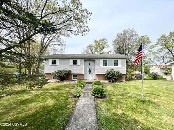 175 Greco Ln, Mount Carmel, PA 17851