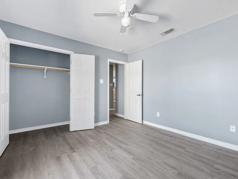 805 N Main St #104 — Photo 29