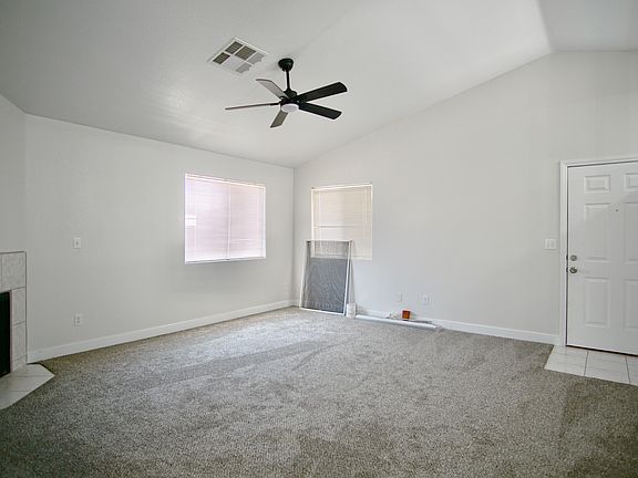 4th image of 733 Anne Ln #66F