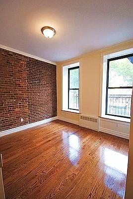 4th image of 230 E 97th St #B
