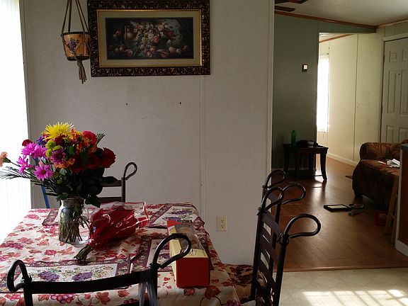 3rd image of 1815 Lima Dr