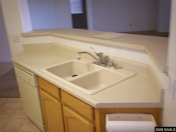 3rd image of 2575 Candlewood Dr