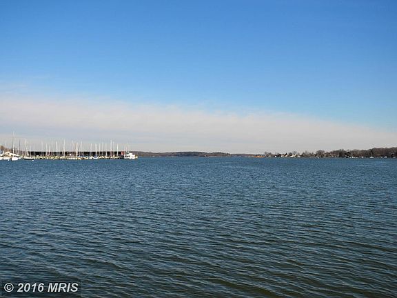 3rd image of 1008 Shore Dr