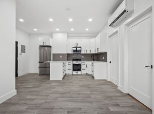 68 E 43rd St #2B, Brooklyn, NY 11203