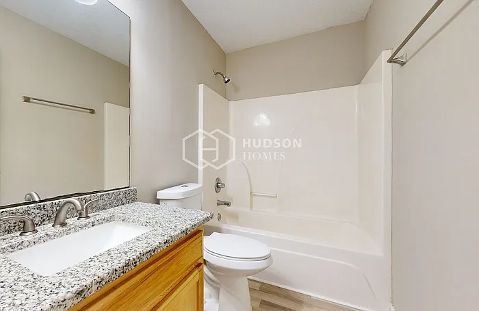 8014 Valencia Dr — Photo 26