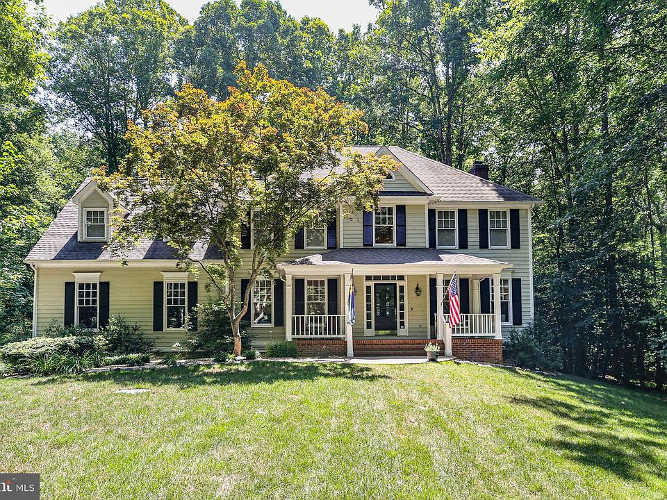 1st image of 7217 Bloomsbury Ln