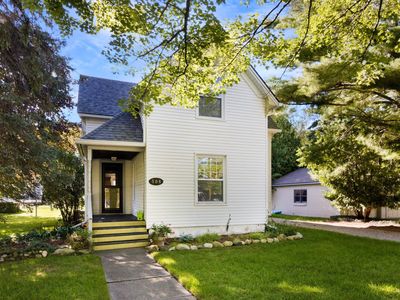 508 Pine St, Elk Rapids, MI, 49629