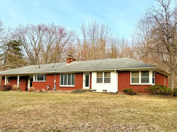 1820 Wilson Ave NW, Grand Rapids, MI 49534
