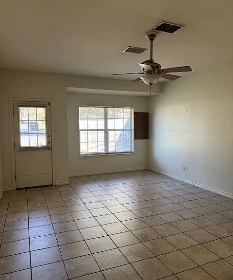 1808 N Paddock St — Photo 2