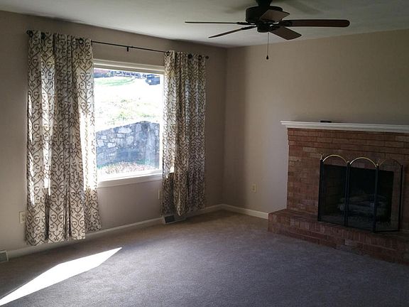 3rd image of 2237 Karen Dr