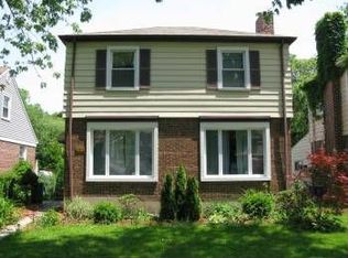 631 Portsmouth Ave, Westchester, IL 60154