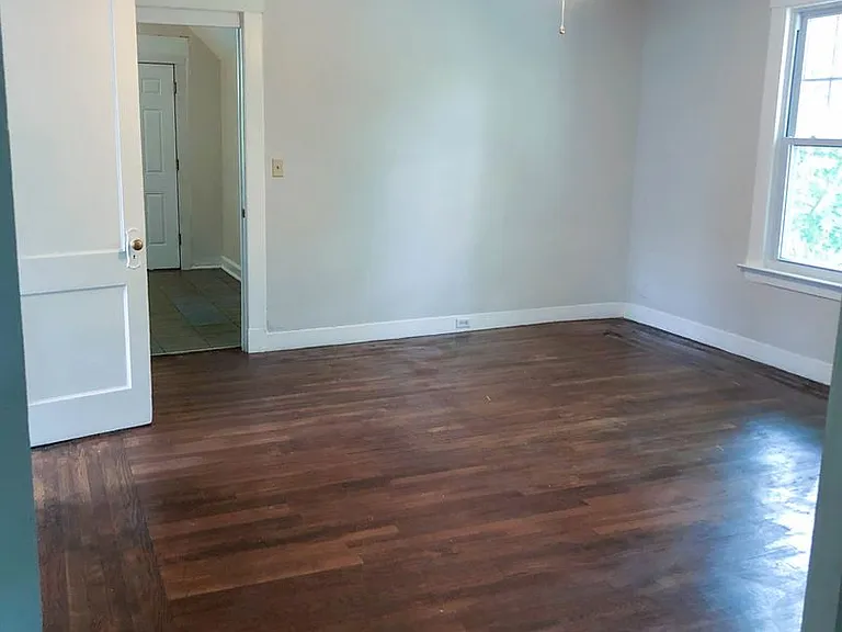 224 W Rock Ave #3 — Photo 6