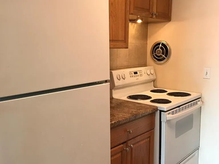 2126 Pauline Blvd #303 — Photo 6